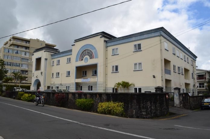 Curepipe police station