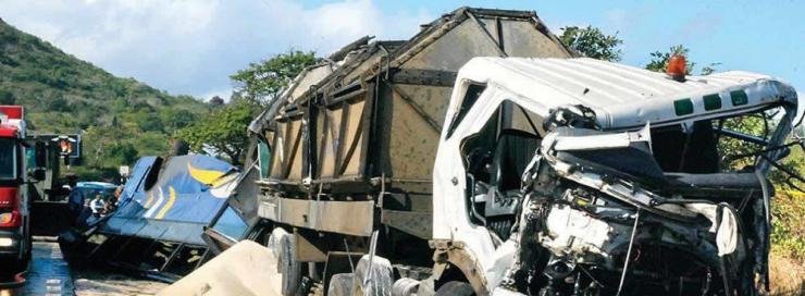 Accident mortel en 2009 à Montebello entre un autobus et un camion :la société Constance La-Gaieté plaide non coupable
