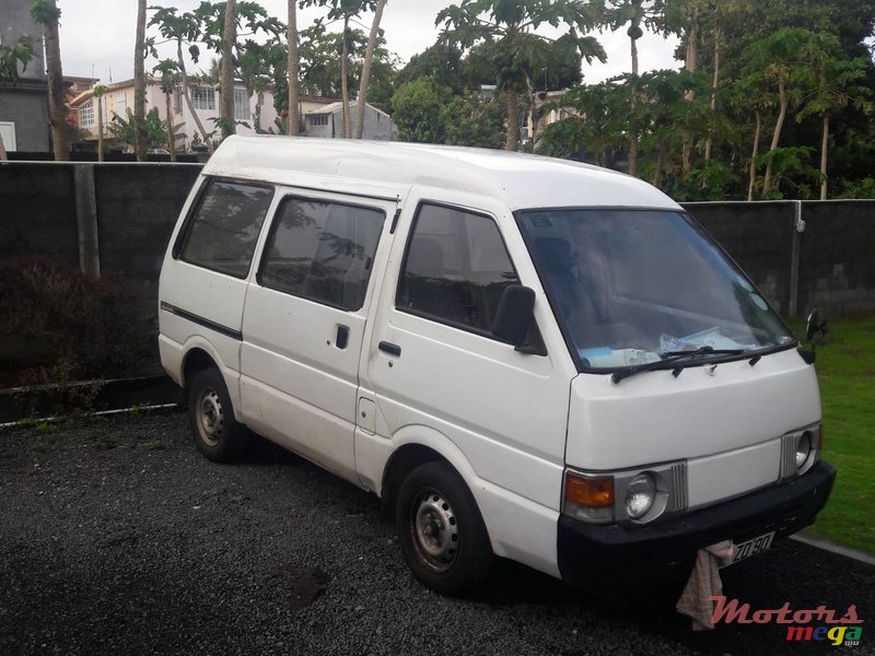 1990 Nissan Vanette cargo in Vacoas-Phoenix, Mauritius