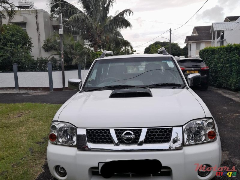 2017 Nissan Hardbody in Rose Hill - Quatres Bornes, Mauritius - 2