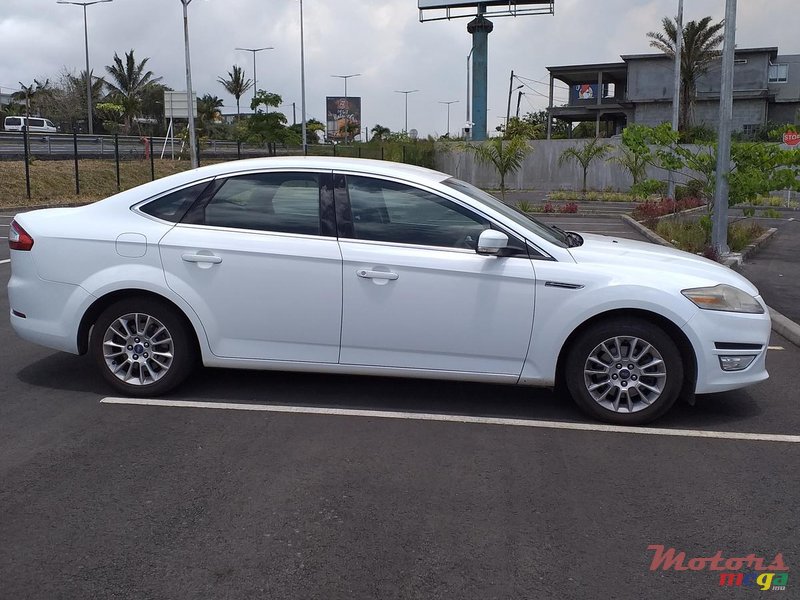 2013 Ford Mondeo in Vacoas-Phoenix, Mauritius - 2
