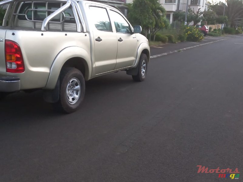 2006 Toyota Hilux any in Flic en Flac, Mauritius - 2
