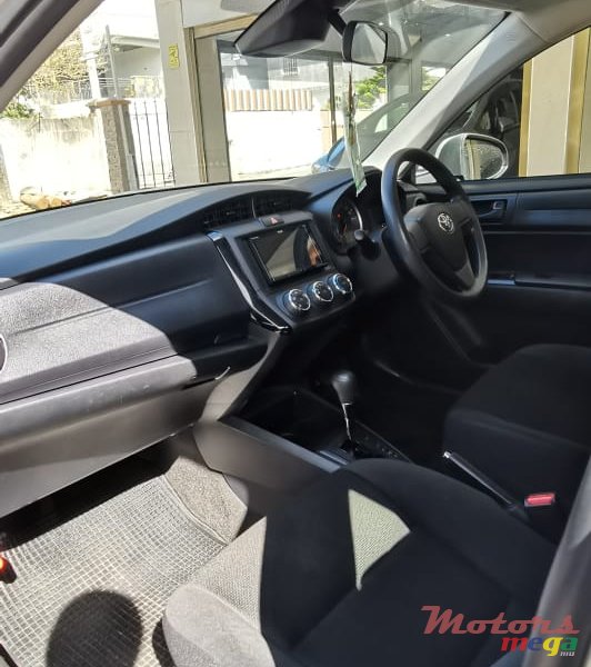 2019 Toyota Axio in Curepipe, Mauritius - 3