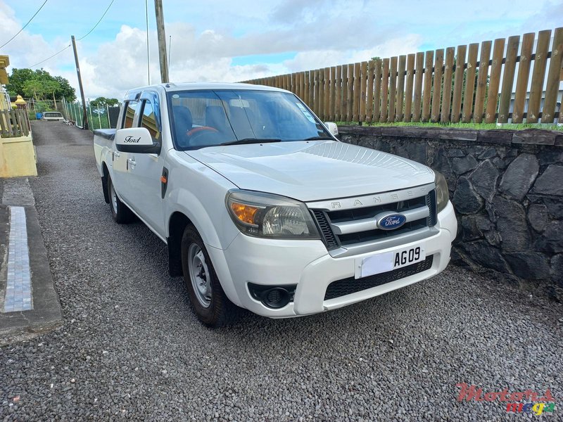 2009 Ford Ranger 4×2  2.5 turbo in Flacq - Belle Mare, Mauritius