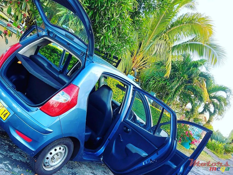 2014 Hyundai i10 Dorigine in Mahébourg, Mauritius - 5