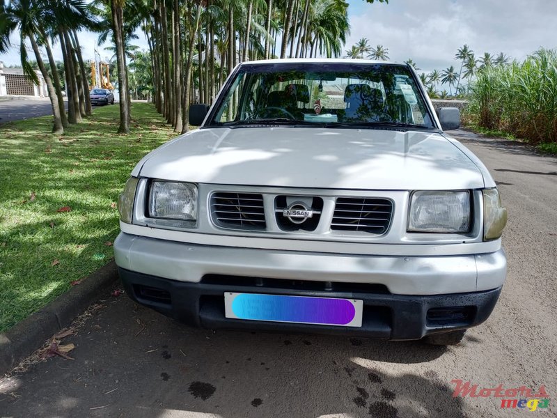 2001 Nissan Hardbody in Vacoas-Phoenix, Mauritius