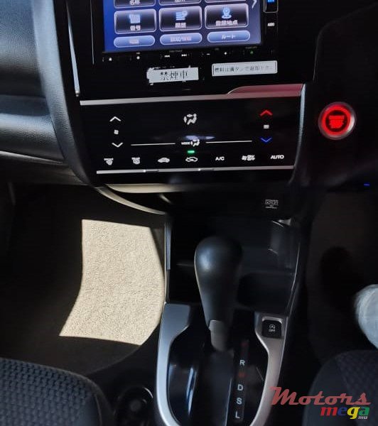 2018 Honda Fit en Curepipe, Maurice - 3