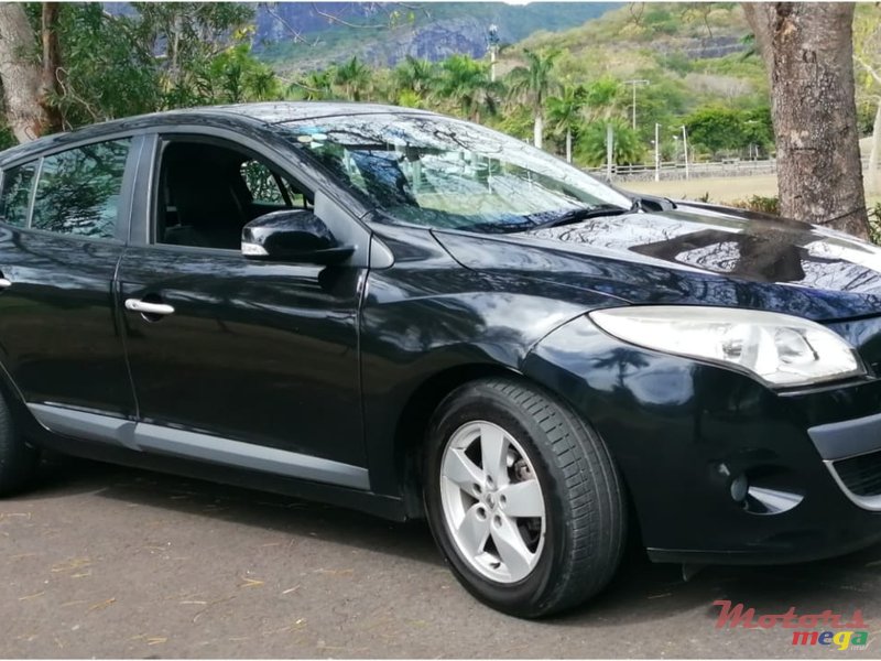 2011 Renault Megane in Vacoas-Phoenix, Mauritius - 2