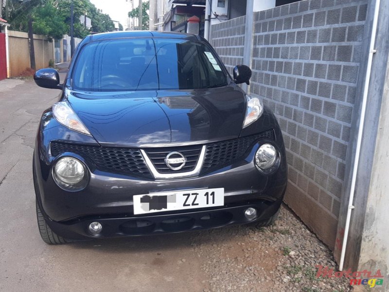 2011 Nissan in Terre Rouge, Mauritius