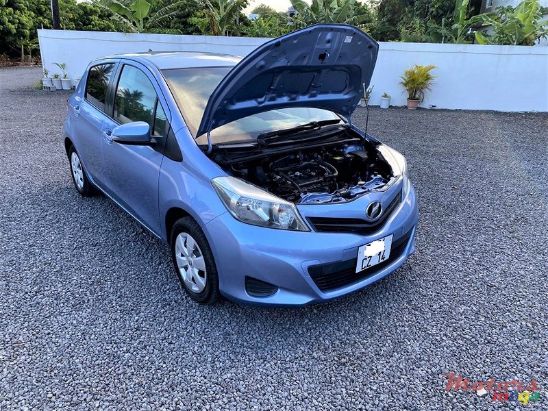 2014 Toyota Vitz Auto 1.3L JAPAN in Roches Noires - Riv du Rempart, Mauritius - 6