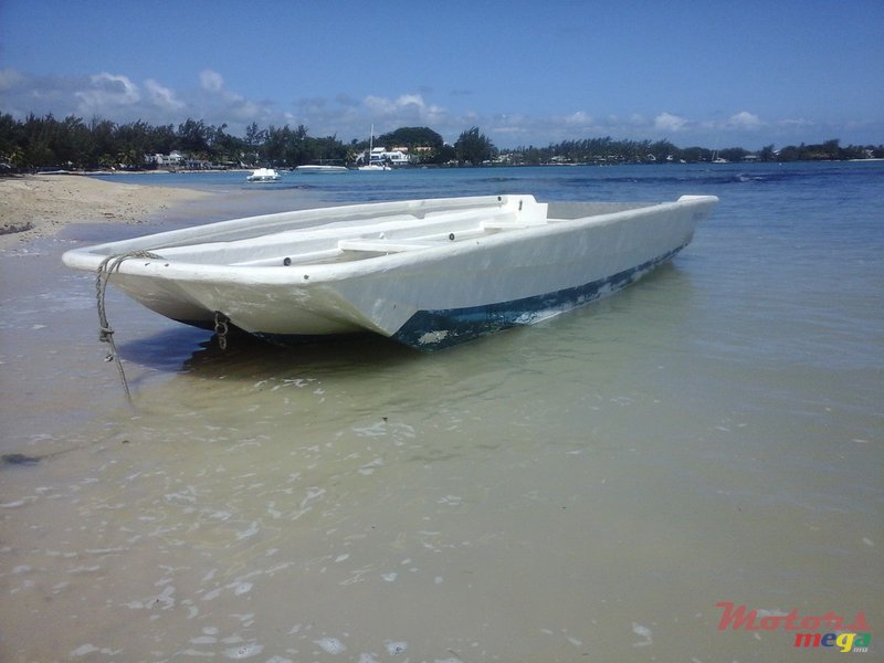 2002 Boston Whaler in Grand Baie, Mauritius - 7
