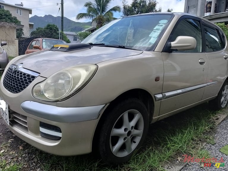 2002 Toyota Starlet Duet in Port Louis, Mauritius - 2