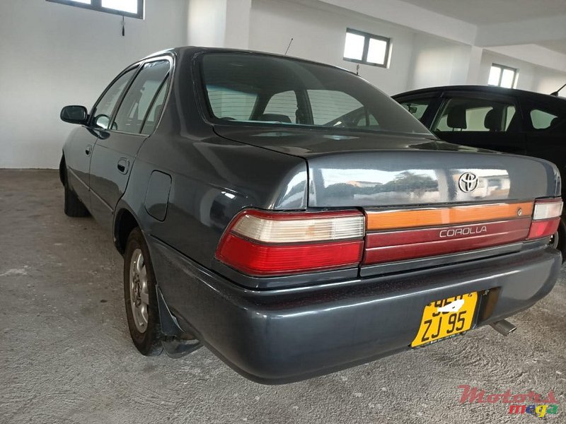 1995 Toyota Corolla EE101 in Roches Noires - Riv du Rempart, Mauritius - 2
