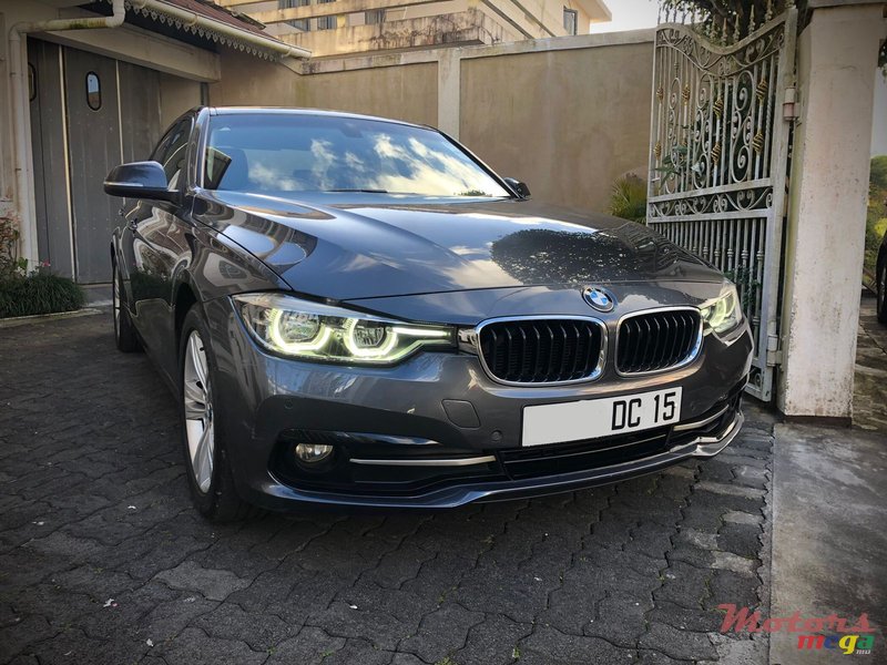 2015 BMW 318 318i in Curepipe, Mauritius