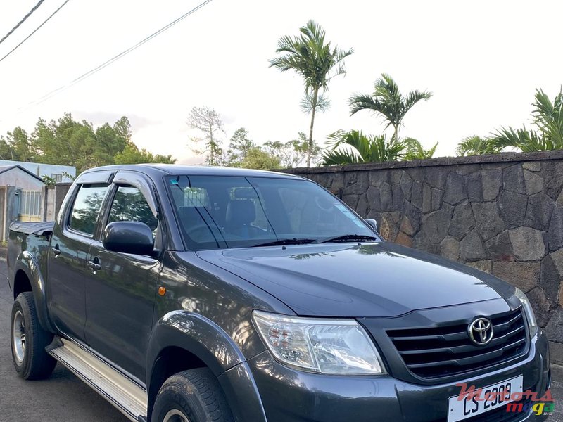 2013 Toyota Hilux 2.5 turbo in Rose Belle, Mauritius