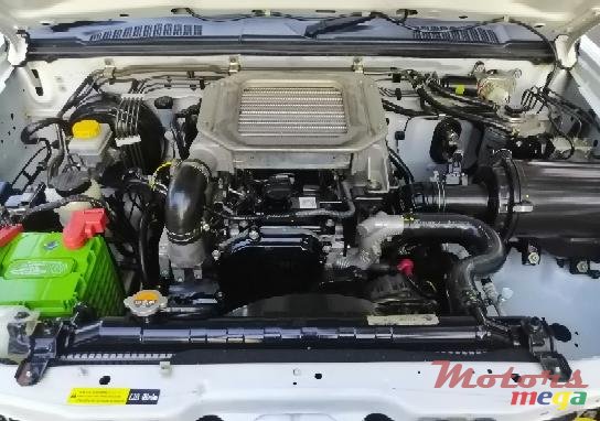 2017 Nissan Hardbody en Port Louis, Maurice - 3
