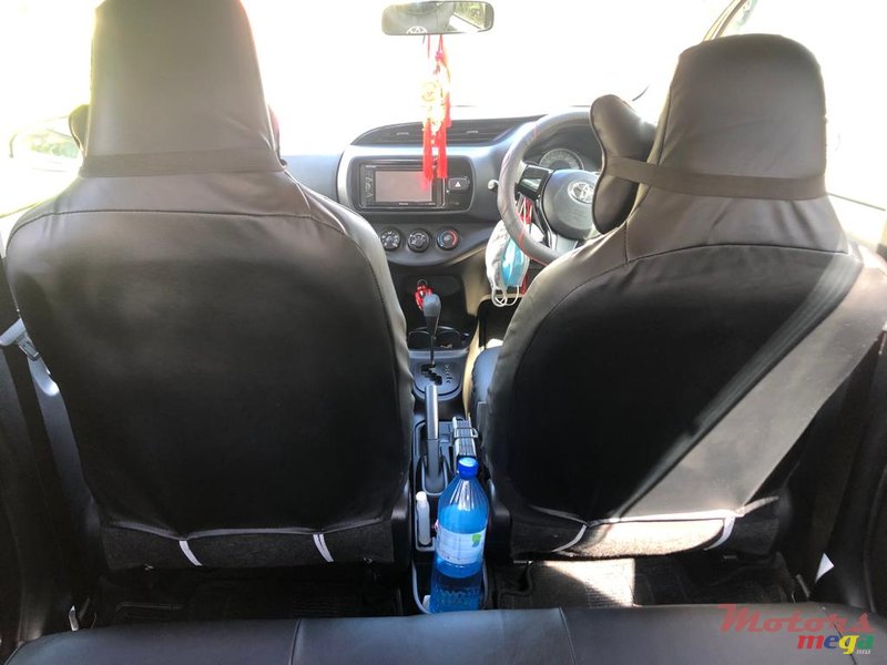 2018 Toyota Vitz en Curepipe, Maurice - 3