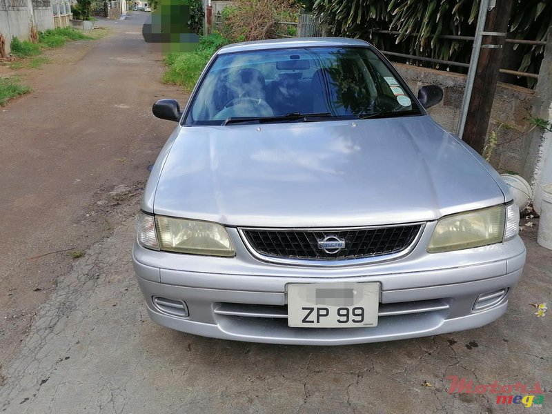 1999 Nissan in Terre Rouge, Mauritius - 3