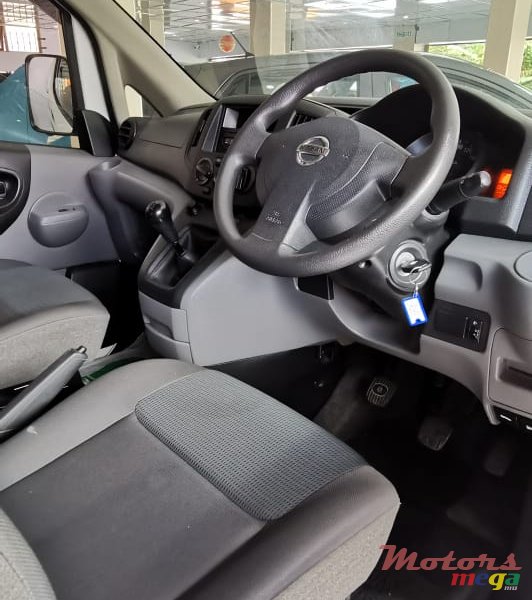 2017 Nissan NV 200 en Curepipe, Maurice - 4