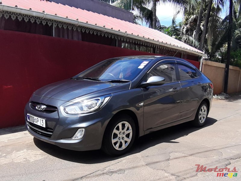2013 Hyundai Accent in Terre Rouge, Mauritius - 2