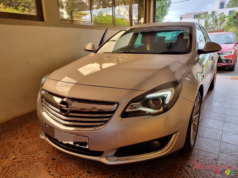 2014 Opel Insignia Urgent Sales in Terre Rouge, Mauritius - 3