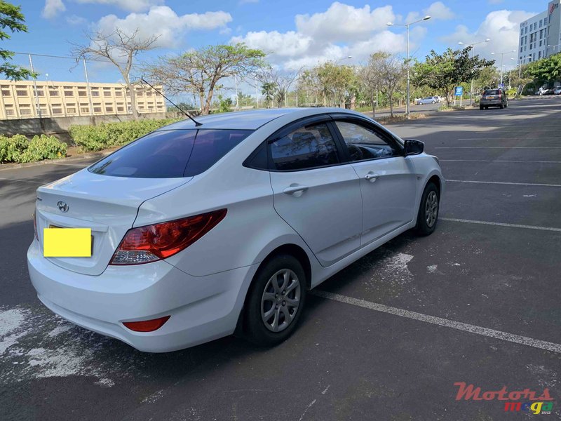 2014 Hyundai Accent in Grand Baie, Mauritius - 3
