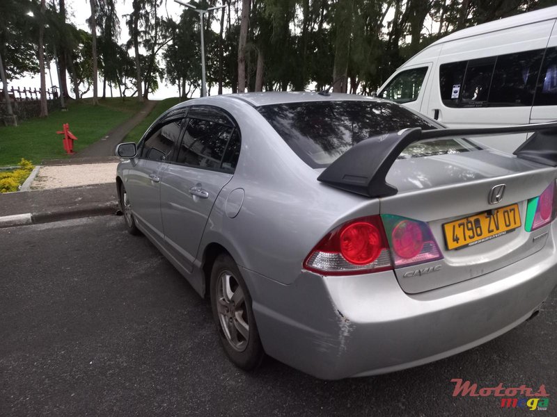 2007 Honda Civic Rims and in Bel Ombre, Mauritius - 2