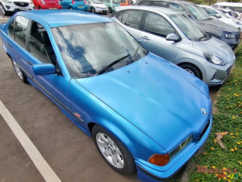 1997 BMW 318 E36 in Vacoas-Phoenix, Mauritius