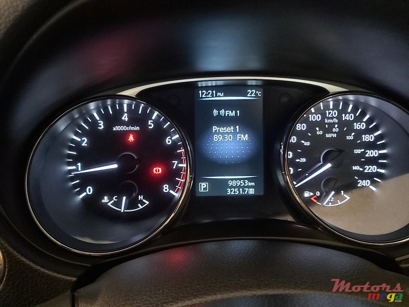 2017 Nissan Xtrail None en Vacoas-Phoenix, Maurice - 3