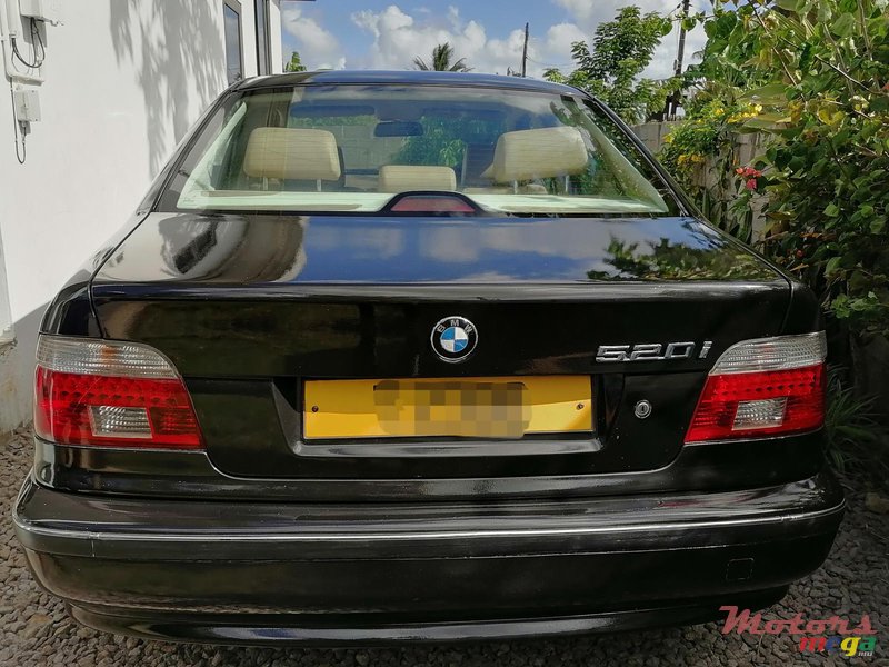 2000 BMW 520 in Port Louis, Mauritius - 4