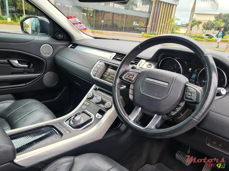 2016 Land Rover Range Rover Evoque Automatic in Vacoas-Phoenix, Mauritius - 6
