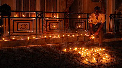 Divali : Nuit Eblouissante Dans Les Villes Et Les Villages De Maurice