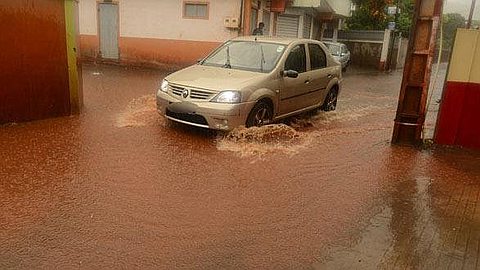 Heavy rains in Port-Louis: Authorities Ensure Safety