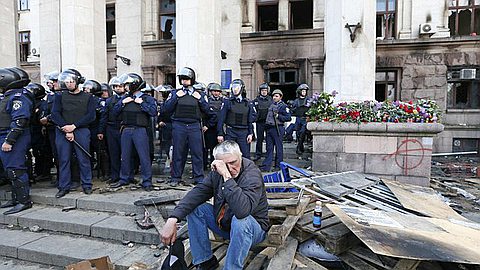 Ukraine Releases Protesters; Prime Minister Visits Odessa After Blaze