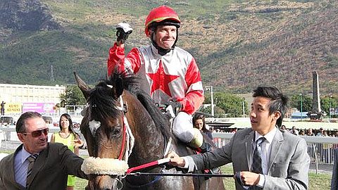 Horse Racing, 19th Day: Festival Foo Kune and Burke Stable