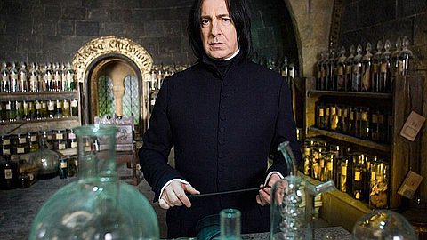 Actor Alan Rickman, Snape in 'Harry Potter' Films, Dies at 69