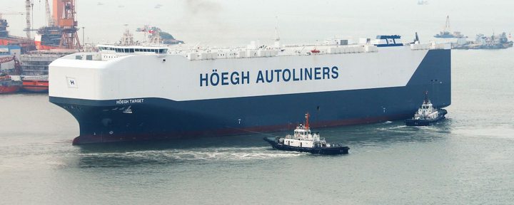 Le Plus Grand Roulier du Monde à Port-Louis