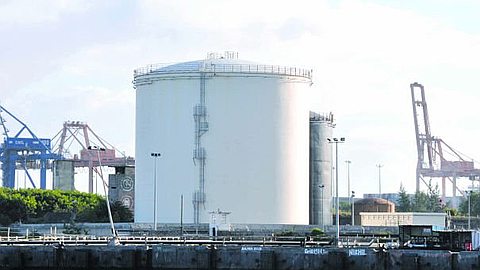 Port Louis Exports Gas to the Countries of the Indian Ocean