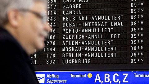 Lufthansa Pilot Strike Grounds Hundreds of Flights for Second Day
