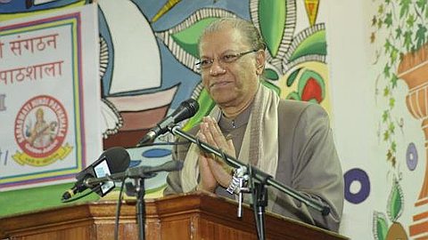 Ramgoolam Promises Hindi to Enter the UNESCO