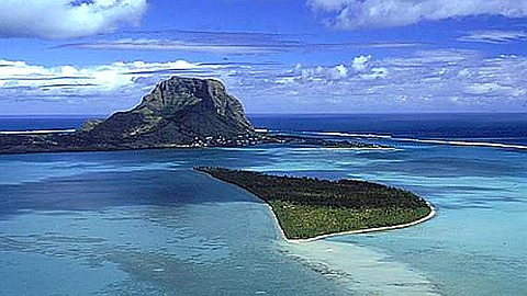 Accaparement des Plages : Un "Nouveau" Projet Hôtelier sur l'Ile-aux-Bénitiers Provoque la Gronde