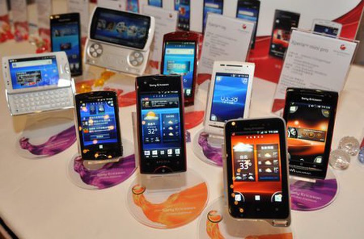 China's August Smartphone Sales Hit...