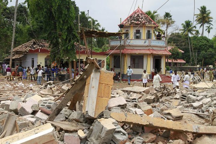 Fireworks Disaster at Kerala Temple Kills 106 ...