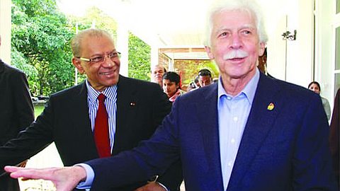 Bérenger: «Il Faut Obtenir Trois Quarts des Votes»