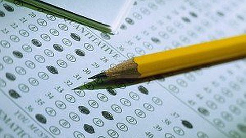 Fin D'année Scolaire 2014 : Examens en Pleine Agitation Politique