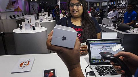 Apple Looks to India for Growth