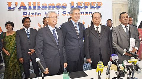 Tard Hier Soir: la Liste des Ministres Finalisée