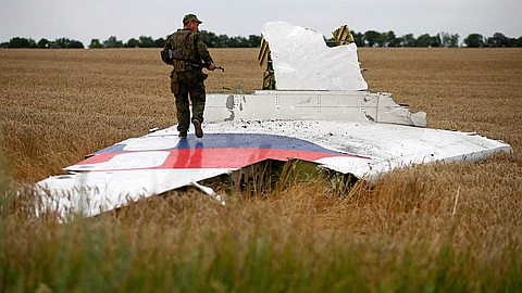 MH17 shot down by Buk missile brought in from Russia, say investigators