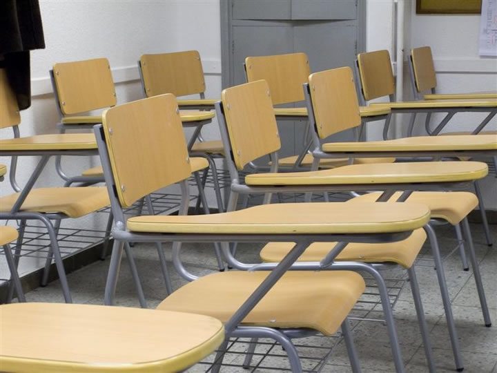 Cyclone Garance: School or not tomorrow?