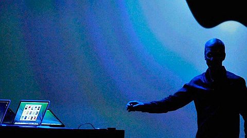 Apple to Refresh IPads Amid Challenges for Tablet Share